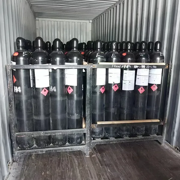 Silane (SiH4)